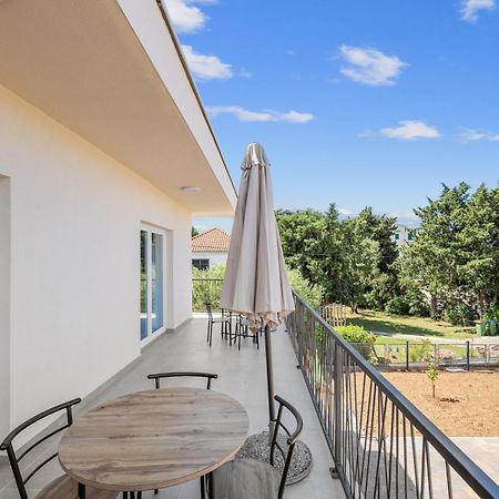 Villa Magnolia Pirovac Eksteriør bilde